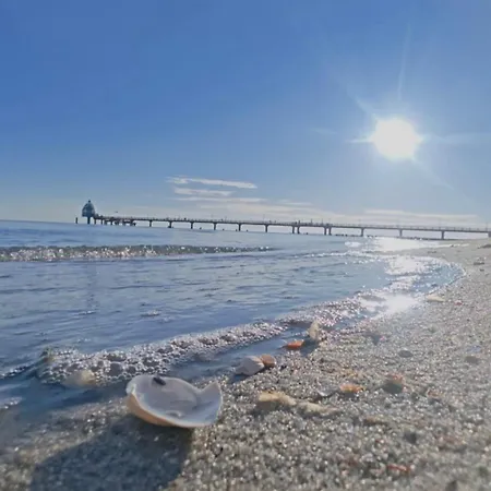 Haus Wellenreiter * Zingst